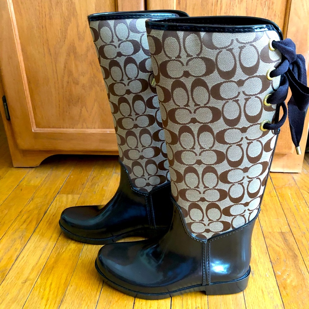 Coach Tristee boots style number A8444